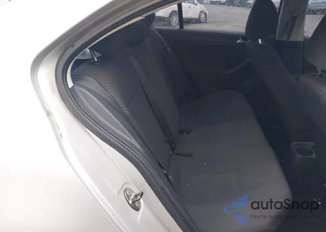 2012 Volkswagen Jetta 2.0L S z USA, uszkodzony, nr VIN 3VW2K7AJ3CM326330